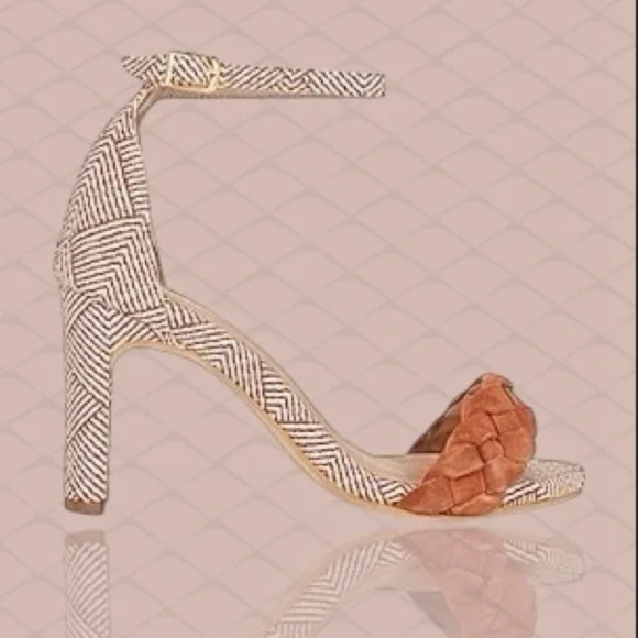 NWOT Kaanas ‘Ordu’ Printed Block Heel Braided Sandal in “Brick” Red Size 10